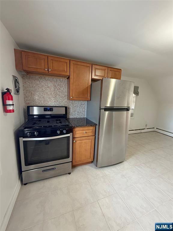 39 Lawrence Avenue - Photo 5