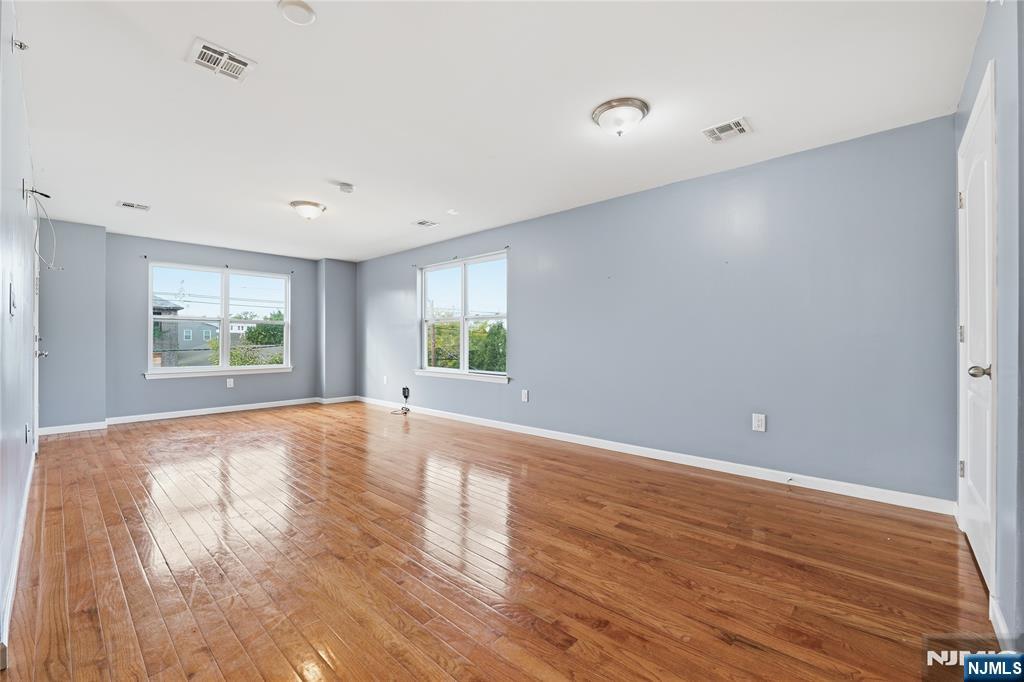 Photo 4 of Multi family home for sale at 574 S 11th Street, Newark, NJ 07103 | MLS# 26036908 | Listing updated on 2026-10-06