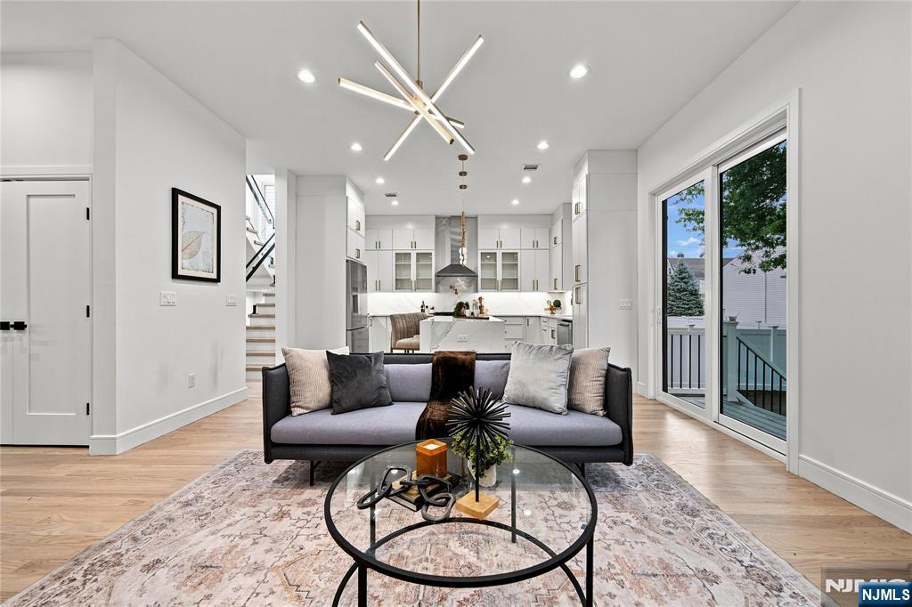 161 Palisade Avenue - Photo 3