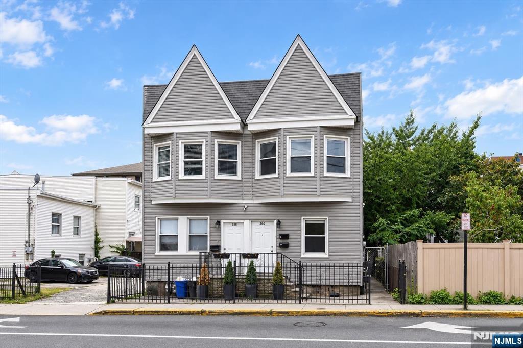 354 Paterson Plank Road - Photo 1