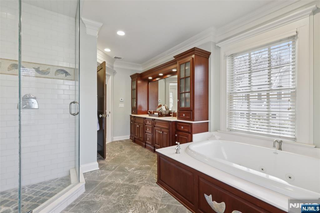 326 West End Avenue — photo 25