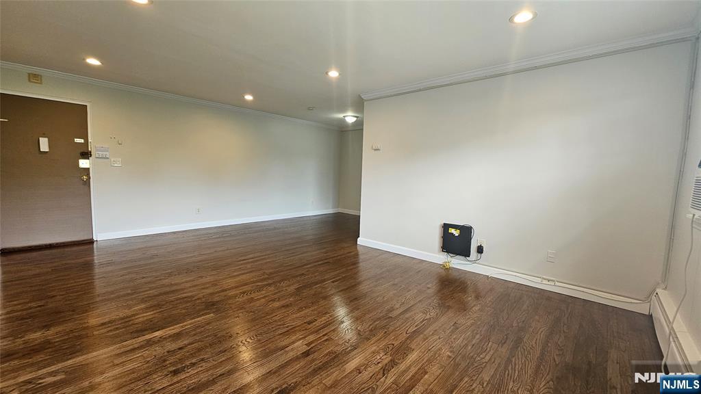 1628 Valley Street 2C - Photo 3