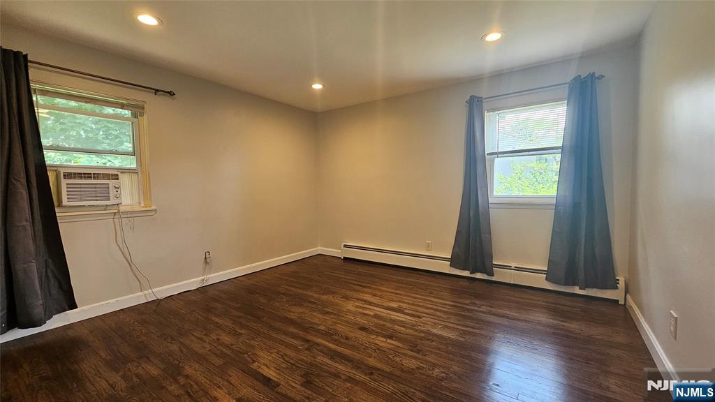 1628 Valley Street 2C - Photo 4