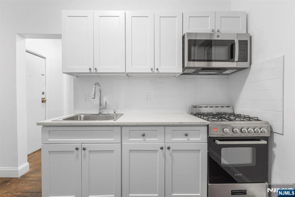 137 Kensington Avenue 504 - Photo 8
