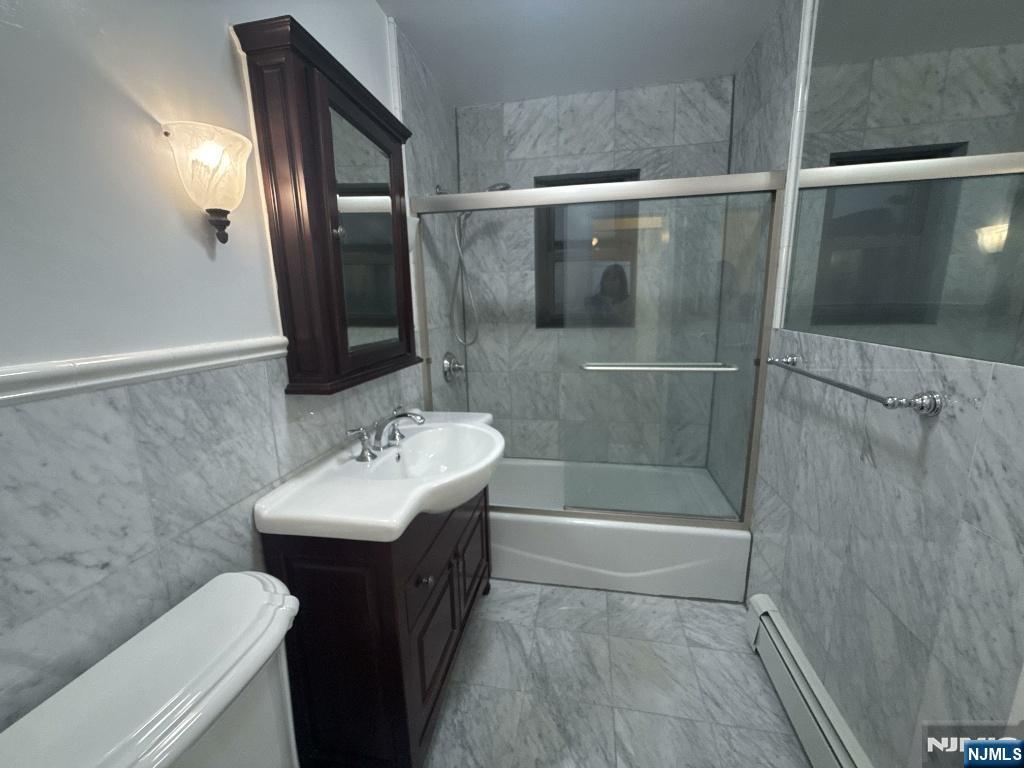 275 Hoym Street 5E - Photo 4