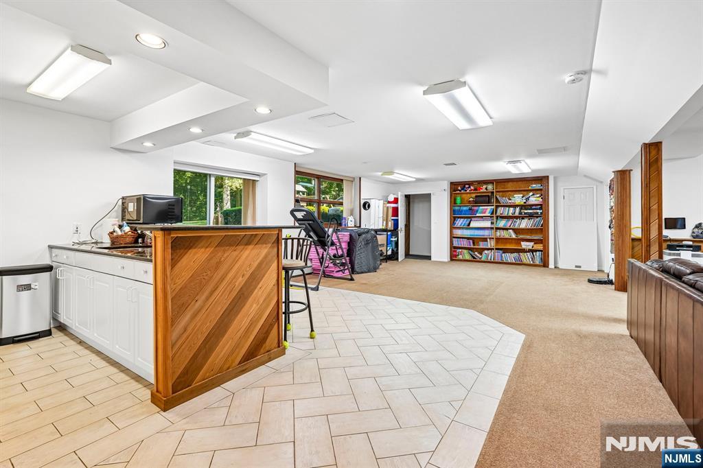 1 Canterbury Road — photo 31