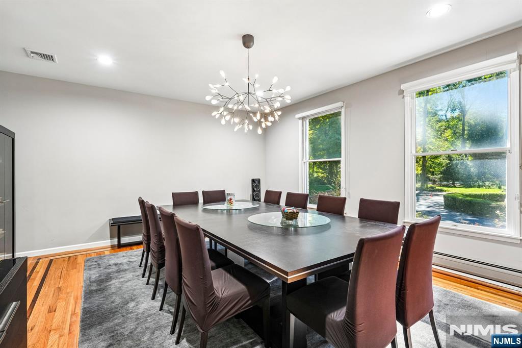 1 Canterbury Road — photo 10