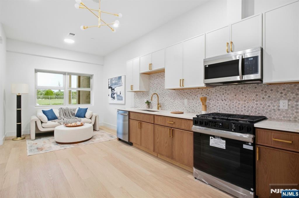 643 S 10th Street - Photo 5