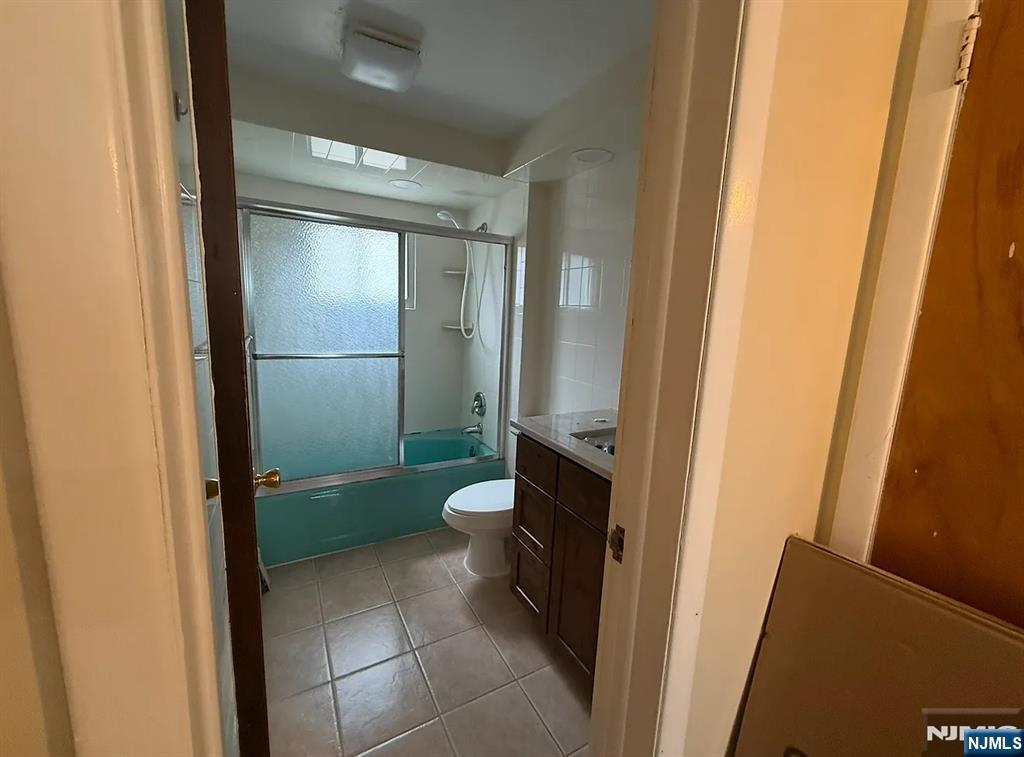 614 6th Avenue 2 - Photo 1