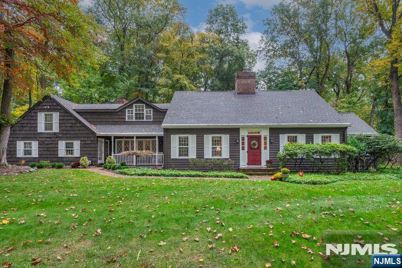 16 Plymouth Drive - Photo 1