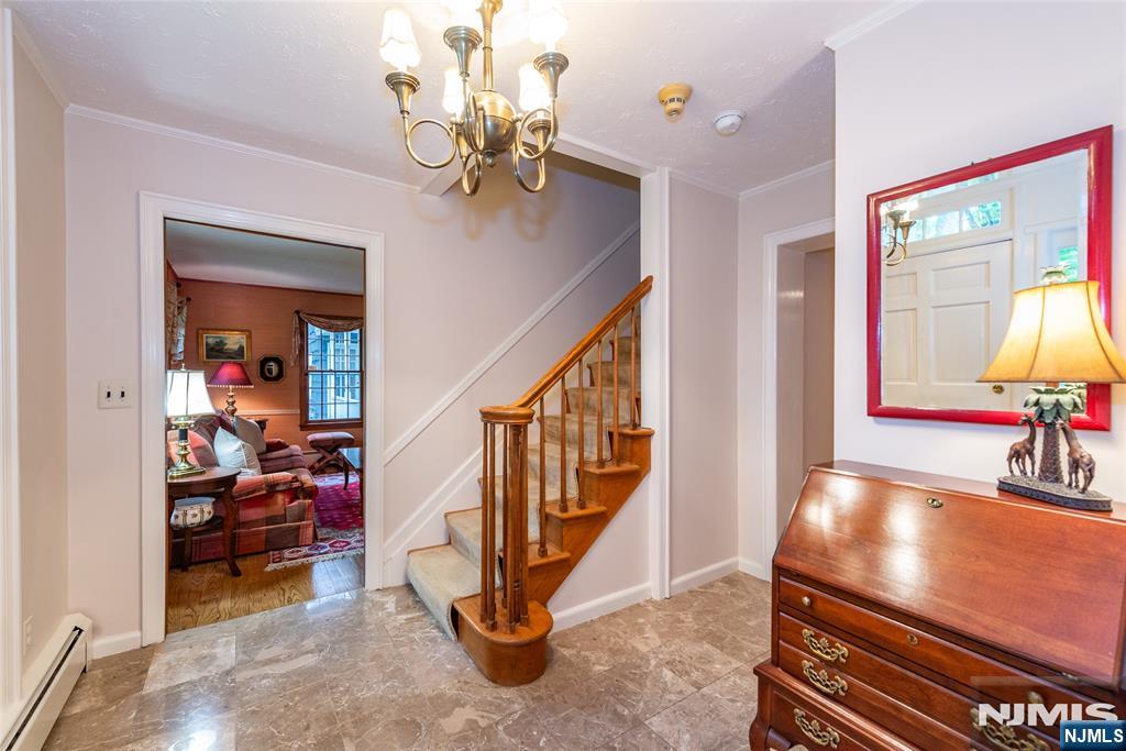 16 Plymouth Drive - Photo 3
