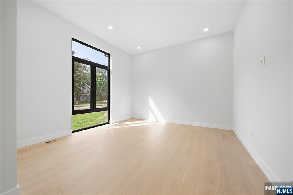 295 Schraalenburgh Road — photo 10
