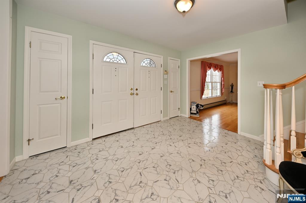 513 Lydia Lane - Photo 5