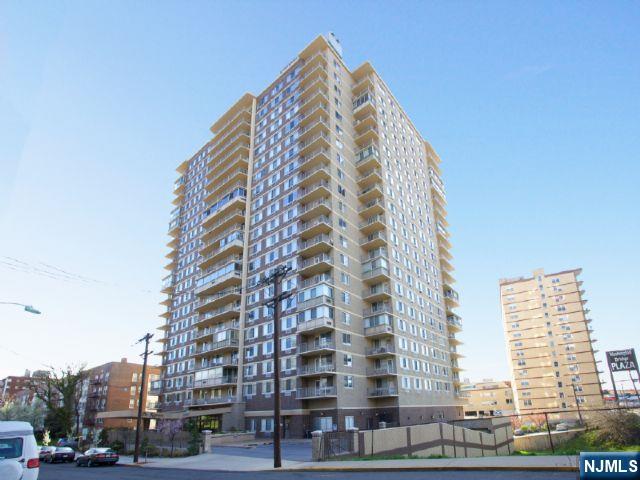 Photo 1 of Condo for sale at 2150 Center Ave #18A, Fort Lee, NJ 07024 | MLS# 26037022 | Listing updated on 2026-10-02