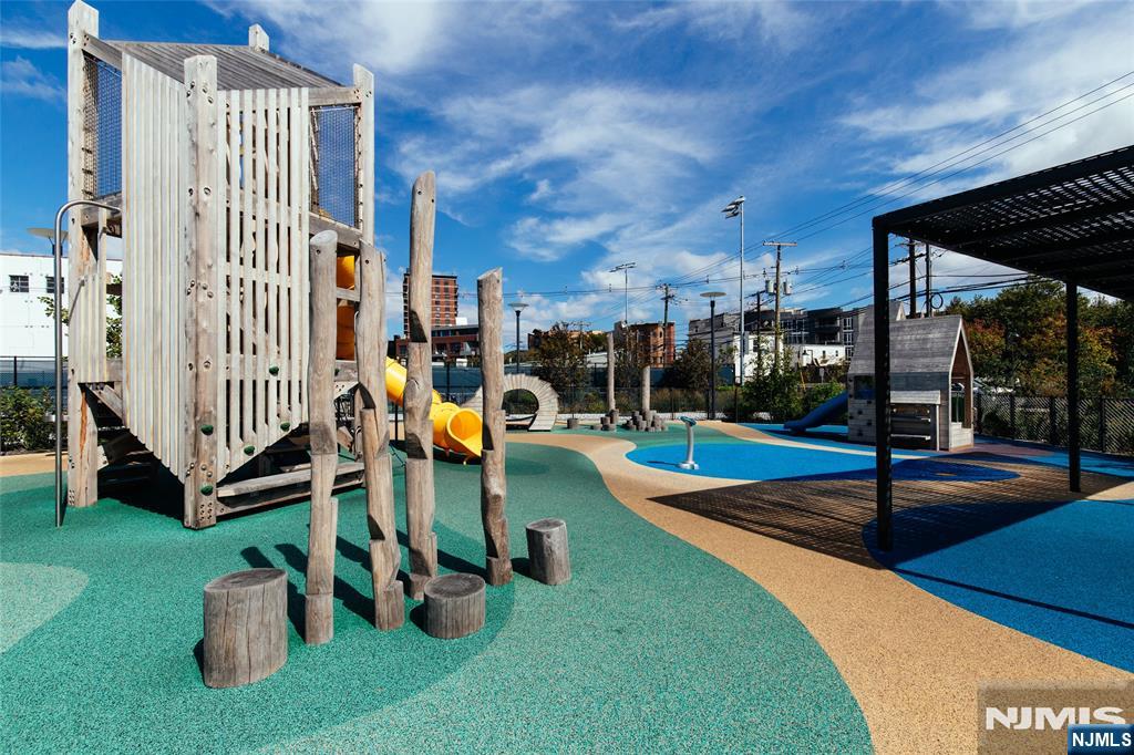 2 Paterson Avenue #2B
