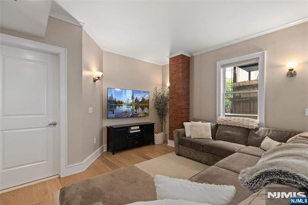 2 Paterson Avenue #2B