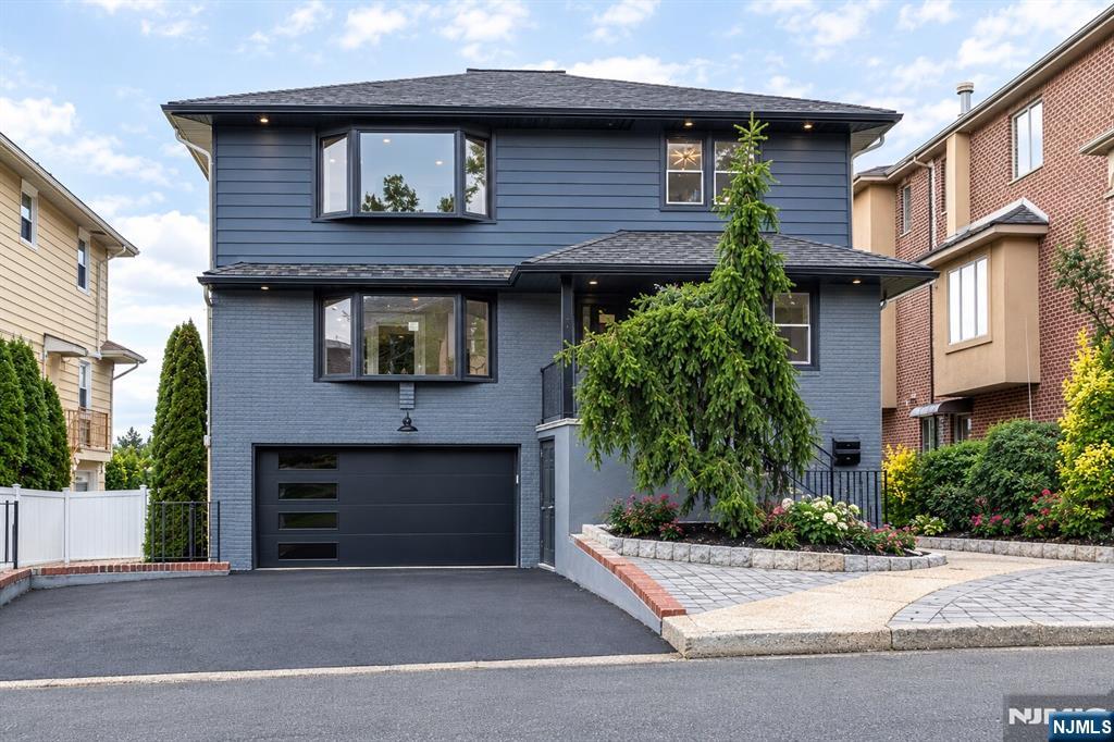 Photo 3 of Multi family home for sale at 453 8th Street, Palisades Park, NJ 07650 | MLS# 26037070 | Listing updated on 2026-10-04