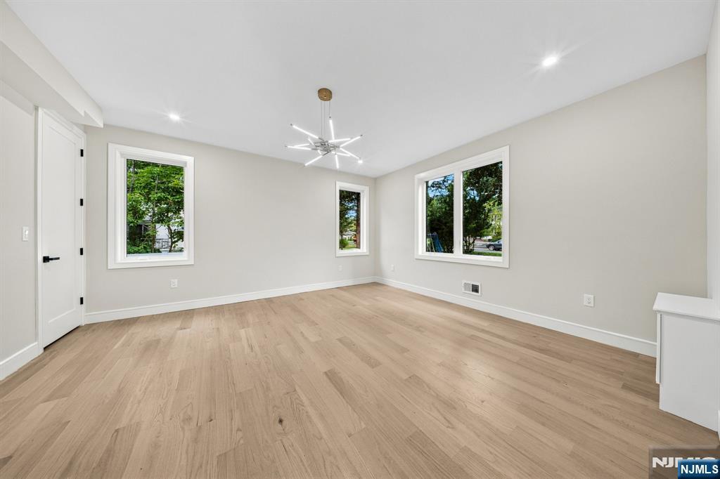 914 Hammond Road — photo 15