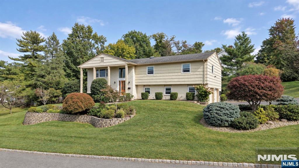 1 Syme Avenue - Photo 1