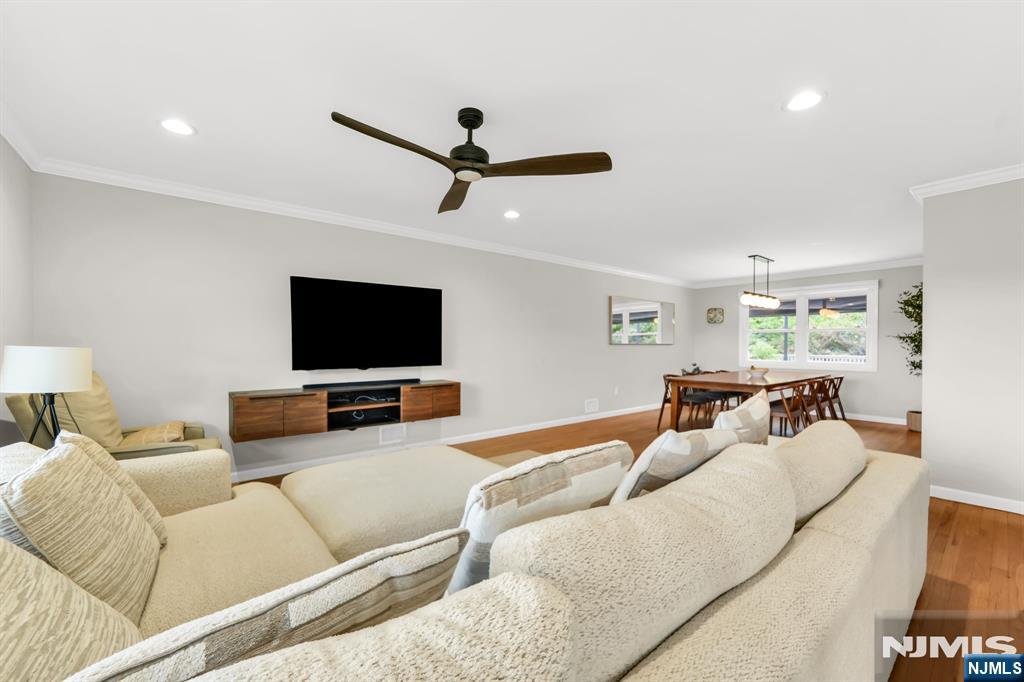 1 Syme Avenue - Photo 4
