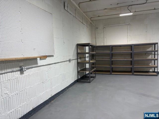 40 Burlews BLDG #2 - Photo 3