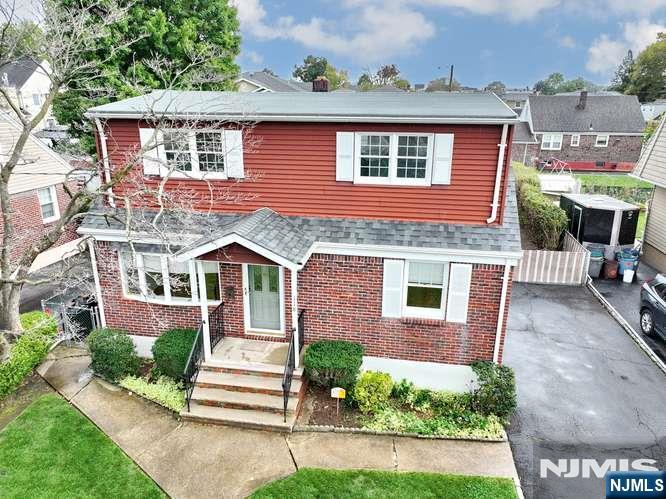 118 Gilbert Avenue - Photo 3