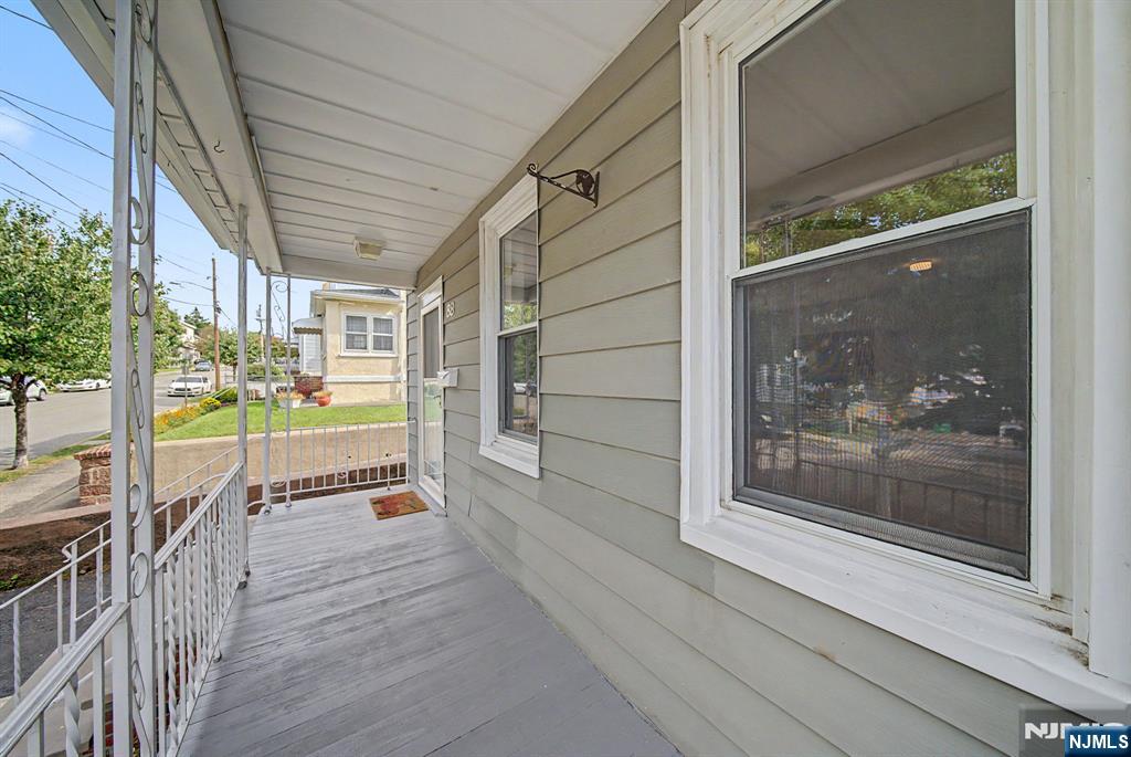 88 Boiling Springs Avenue