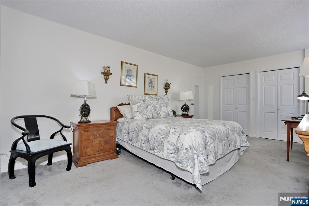 160 Overlook Avenue #19D