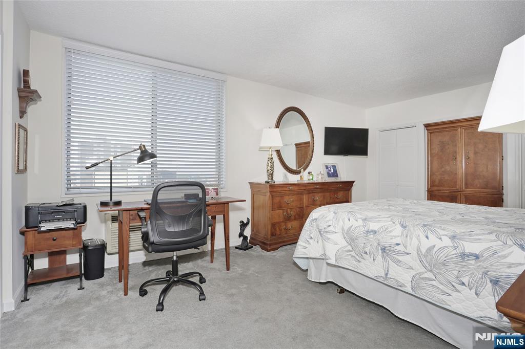 160 Overlook Avenue #19D
