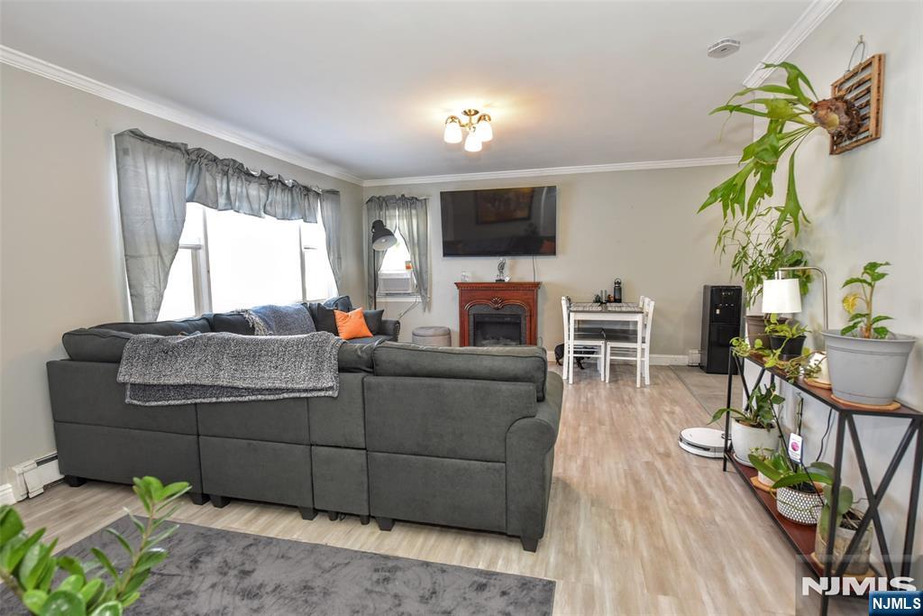 374 Leonard Drive - Photo 3