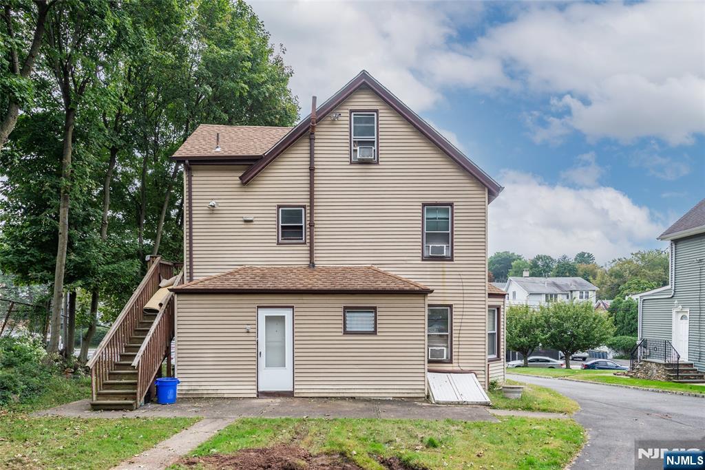 Photo 3 of Multi family home for sale at 60 Martin Rd, Verona, NJ 07044 | MLS# 26037125 | Listing updated on 2026-10-05