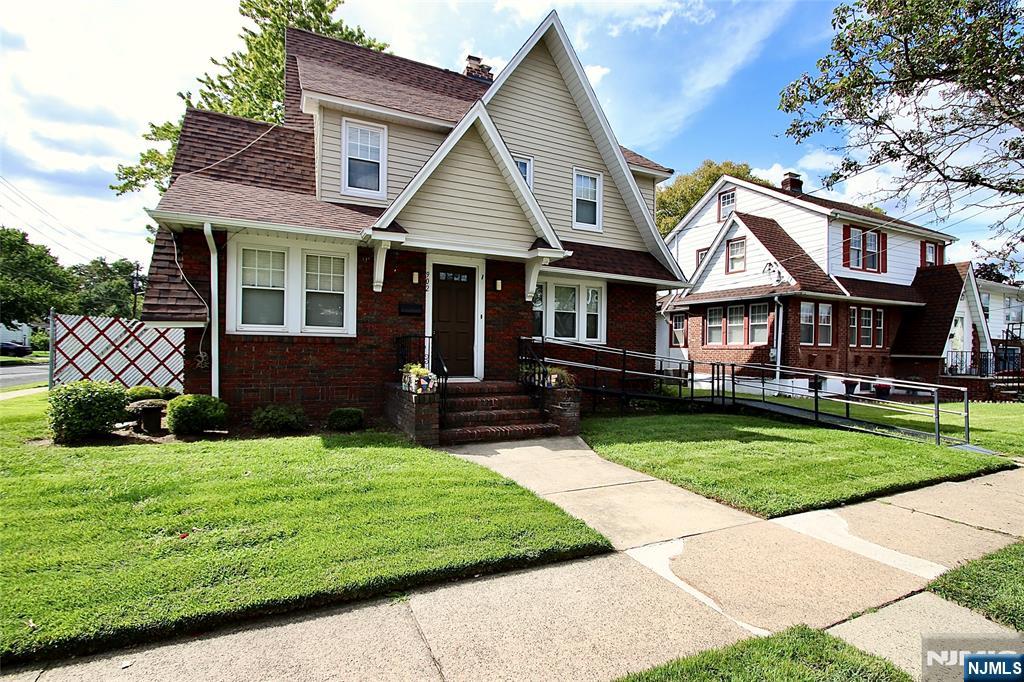 9-02 12th Street - Photo 1
