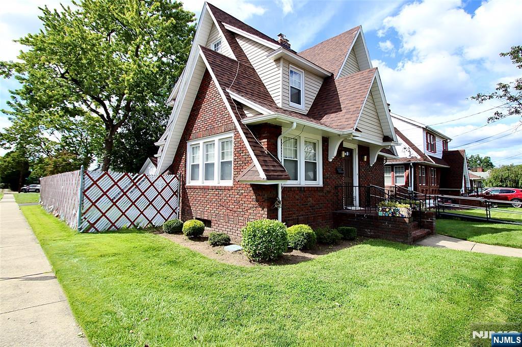 9-02 12th Street - Photo 2