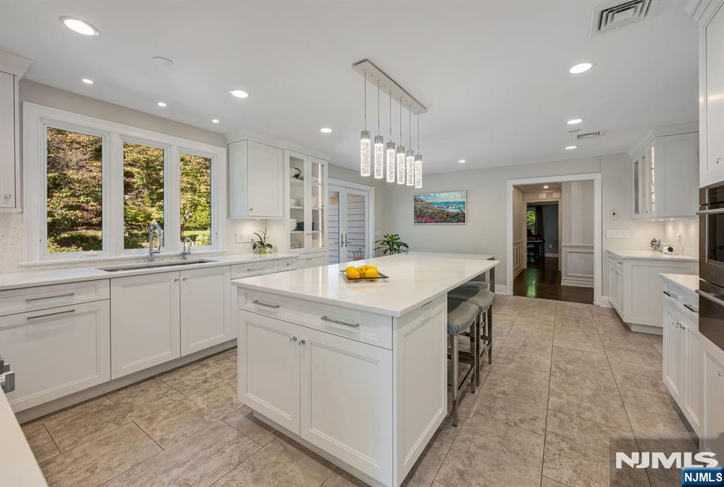 402 Highland Avenue — photo 17