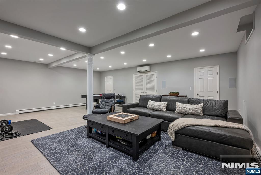 402 Highland Avenue — photo 40