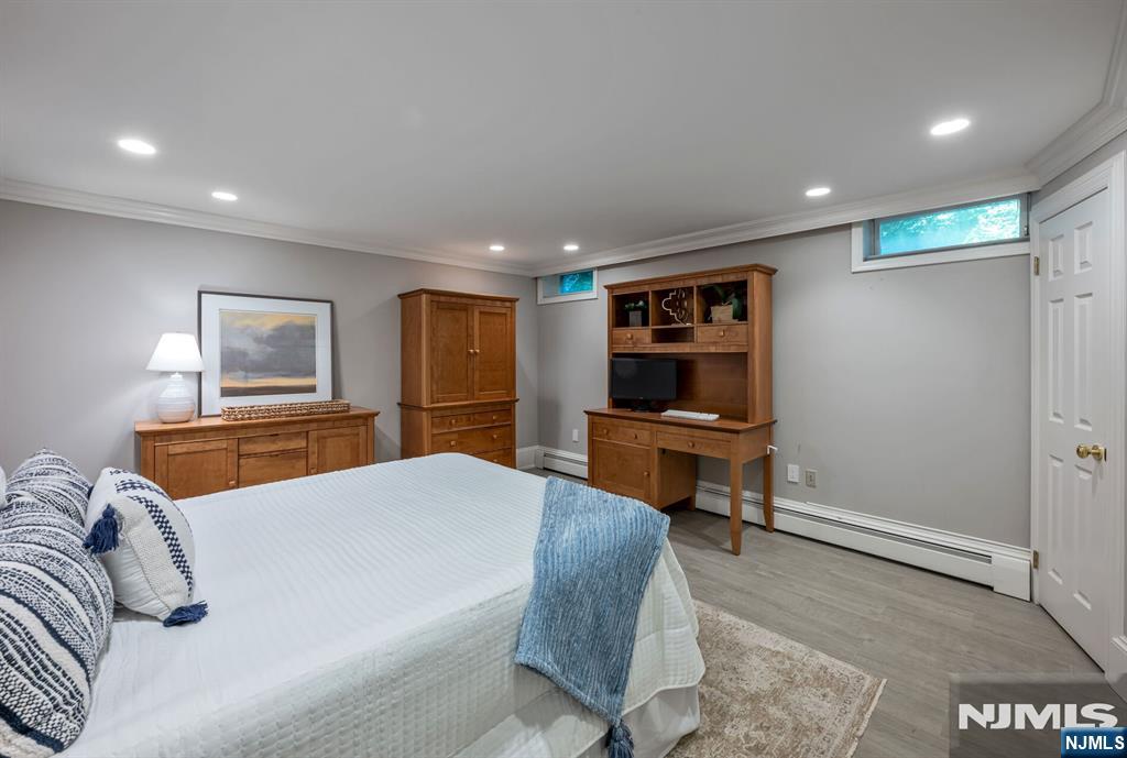 402 Highland Avenue — photo 42