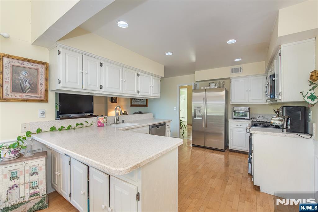 8 Birdseye Circle - Photo 4