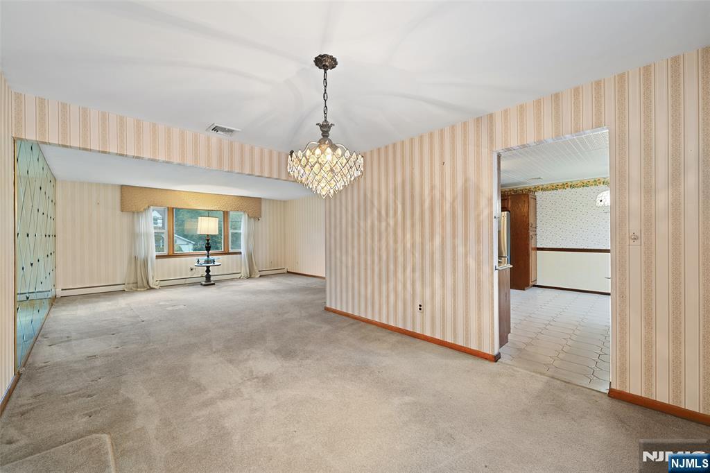 222 Vreeland Avenue