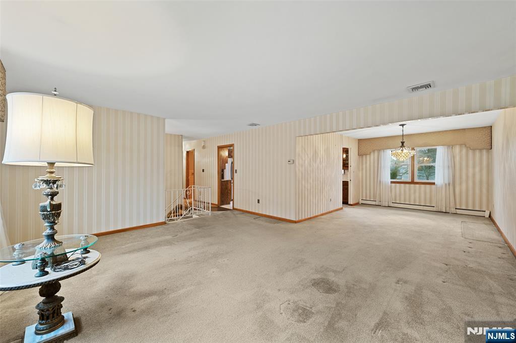 222 Vreeland Avenue