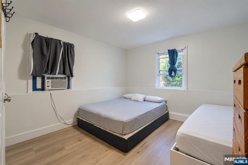 16 Lincoln Street - Photo 4