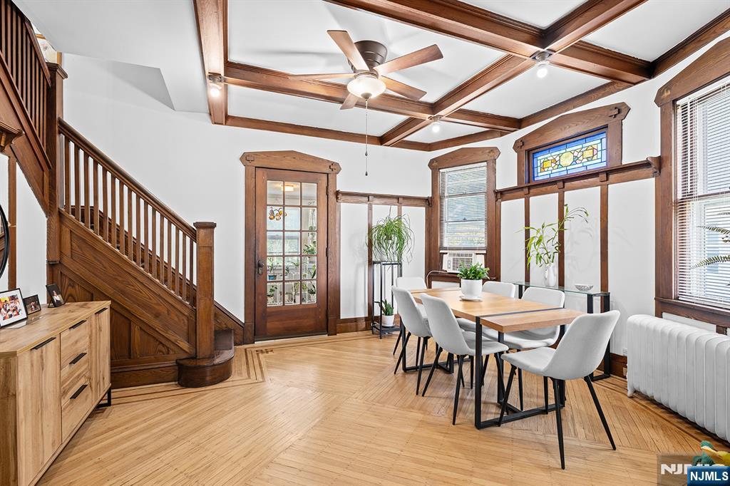 Photo 3 of Single family home for sale at 433 Stuyvesant Ave, Lyndhurst, NJ 07071 | MLS# 26037212 | Listing updated on 2026-10-04