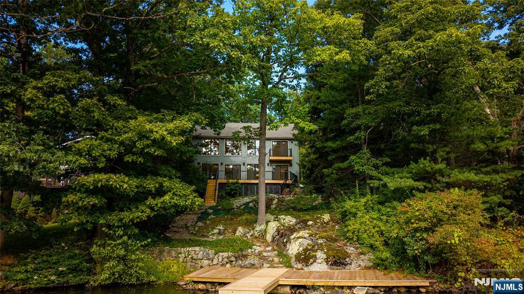 310 Lakeshore Drive - Photo 5