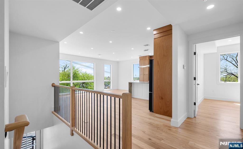 853 Pleasantview Terrace 2 - Photo 4