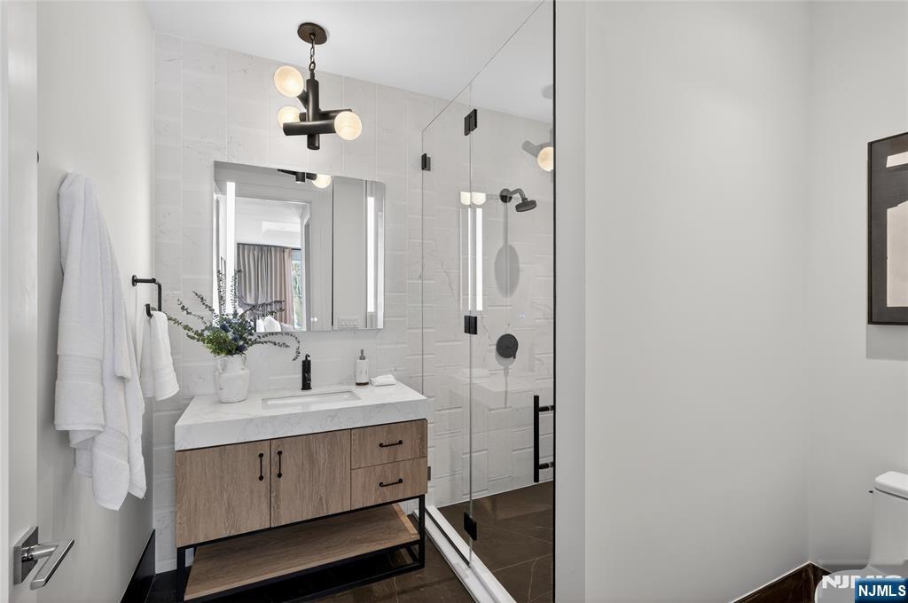 16-18 Paris Avenue #3 — photo 22