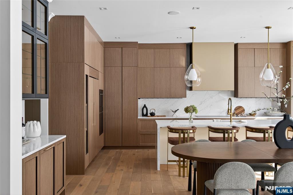 16-18 Paris Avenue #3 — photo 9