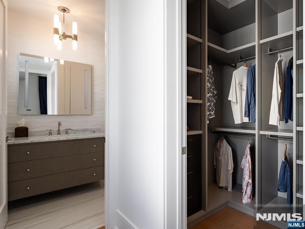 16-18 Paris Avenue #4 — photo 18