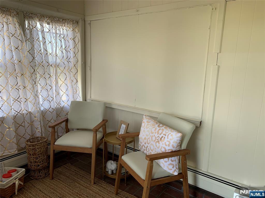 505 Schuyler Avenue 1 - Photo 1