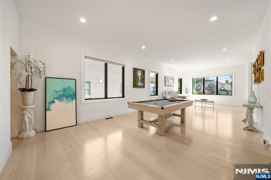 355 Summit Street — photo 14