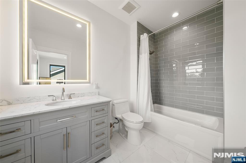 355 Summit Street — photo 33