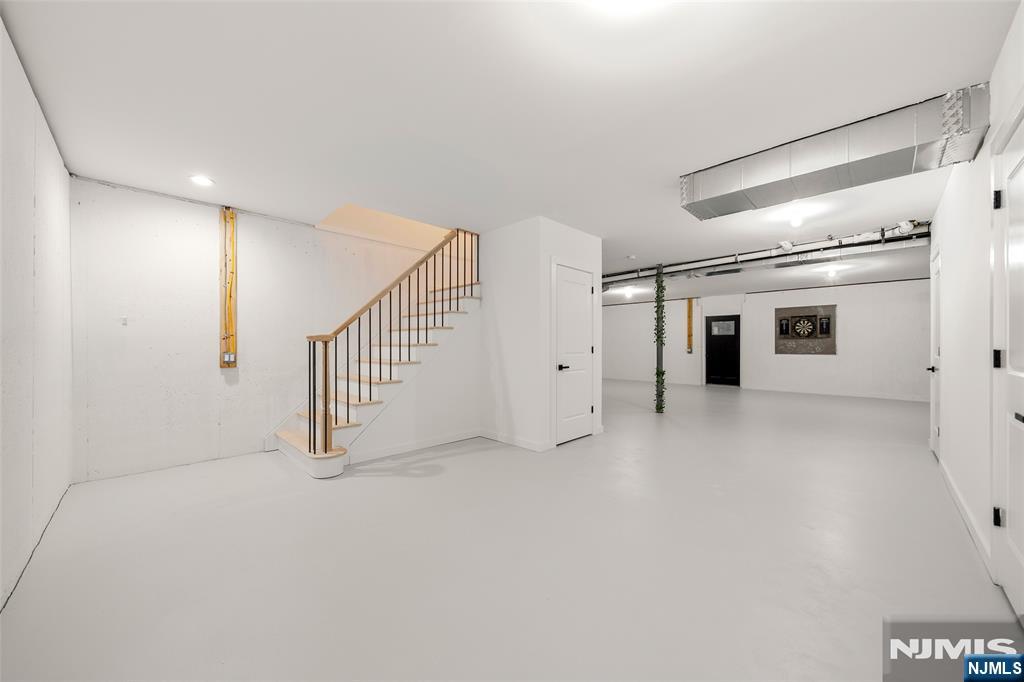 355 Summit Street — photo 35
